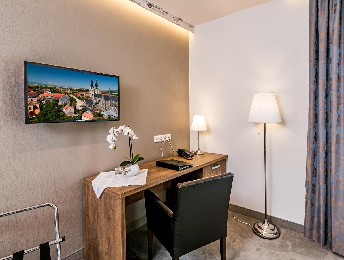 Hotel Allegro ハルバーシュタット エクステリア 写真